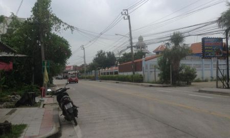 ขายที่ดิน - ทีดิน1ไร่ริมถนนใหญ่ เส้นขนส่งตลิ่งชัน เหมาะแก่การทำธุรกิจ