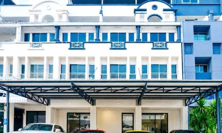ให้เช่าอาคารพาณิชย์ / สำนักงาน - ให้เช่าอาคาร3คูหา MRTรามอินทรา กม.9 799ม. 5ชั้น 10นอน 10น้ำ ลดราคา50% MRTคู้บอน 799ม. ถูกกว่าโกดัง เปิดซิงแอร์ใหม่ 11 ตัว แฟชั่น