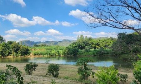 ขายที่ดิน - ายที่ดินติดแม่น้ำแควน้อย เมืองกาญจนบุรี 17 ไร่ พร้อมบ้านริมน้ำสวยๆ ปลูกต้นทุเรียน และผลไม้อื่นๆ ไว้แล้ว เอกสาารเป็นโฉนด