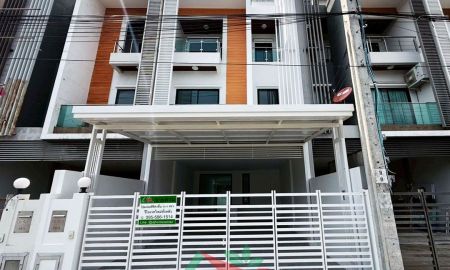 ขายอาคารพาณิชย์ / สำนักงาน - ขายถูก โฮมออฟฟิศ3ชั้น 30.4ตรว. โครงการดี ริช โฮมออฟฟิศ สุขาภิบาล5 รีโนเวทใหม่ จัดกู้ฟรี