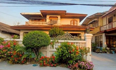ขายบ้าน - ขายบ้านเดี่ยวอิฐแดงทั้งหลัง 53 ตร.ว. ใกล้ BTS ช้างเอราวัณ