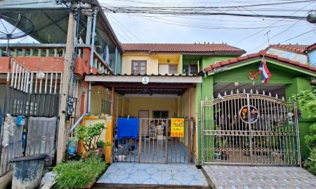 ขายทาวน์เฮาส์ - ขายบ้าน 2 ชั้น หมู่บ้านกฤษณา ติดกับโรงเรียนวิภารัตน์