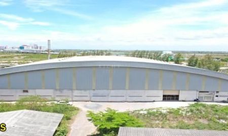ขายโรงงาน / โกดัง - โรงงานสเป็กพิเศษและราคาดีงาม เกือบ 6 ไร่ 5,500 ตร.ม. วางเครื่องจักรและสินค้าได้สบายด้วยพื้น 5 ตัน/ตร.ม. สูงมากถึง 19 เมตร =