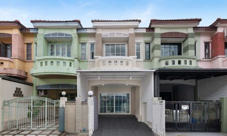 ขายทาวน์เฮาส์ - ทาวน์โฮม 2 ชั้น รีโนเวทใหม่ หมู่บ้านบุศรินทร์ บางบัวทอง ต้นโครงการ ใกล้สี่แยกบางพลู ต่อเติมครบ หิ้วกระเป๋าเข้าอยู่ได้เลย