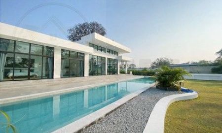 ขายอพาร์ทเม้นท์ / โรงแรม - Pool Villa หรู 2 ชั้น พัทยา ติดสนามกล๊อฟ 4 นอน 5 น้ำ ที่ดิน 1 ไร่ พัทยา บางละมุง ชลบุรี 20150