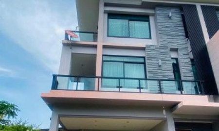 ขายอาคารพาณิชย์ / สำนักงาน - ขาย ทาวน์โฮม บ้านพักตากอากาศ 3 ชั้นซอยหัวหิน 19 ห่างทะเลเพียง 300 เมตร สามารถเดินไปได้ ตำบลหัวหิน หัวหิน,ประจวบคีรีขันธ์