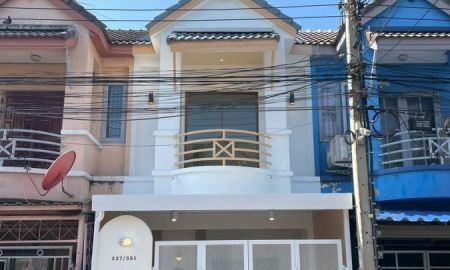 ขายทาวน์เฮาส์ - ขายทาวน์เฮ้าส์ 2 ชั้น รีโนเวทมินิมอล มูจิ หมู่บ้านร่มโพธิ์ บางบัวทอง ใกล้ MRT บางพลู ทำเลติดถนนใหญ่ พร้อมอยู่ ฟรีโอน!
