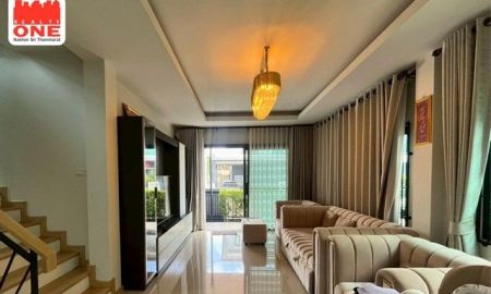 ขายบ้าน - บ้านเดี่ยว 2 ชั้น ทำเลเมือง ใกล้เซ็นทรัลเพียง 7 นาที พร้อมอยู่ทันที