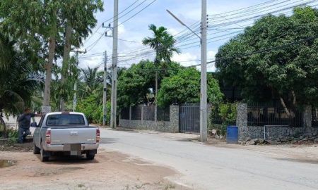 ขายที่ดิน - ขายที่ดินถมแล้วหนองข้างคอก 1 ไร่ ติดวิวเขาหน้าสนง.ตำรวจภูธรภาค2 ใกล้ถ.มอเตอร์เวย์7-240เมตร อ.เมืองชลบุรี