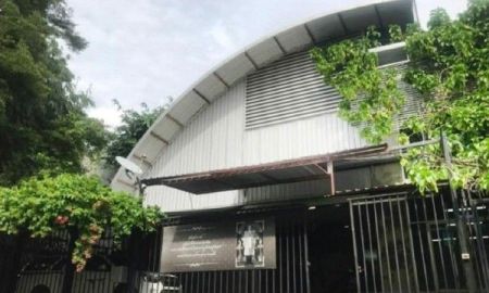 ให้เช่าโรงงาน / โกดัง - ให้เช่าโรงงานโกดังย่านพุทธบูชา พื้นที่ใช้สอย 300 ตรม. บริเวณซอยพุทธบูชา36 เขตทุ่งครุ กรุงเทพฯ เข้าออกประชาอุทิศ 54 ได้ ใกล้พระราม 2