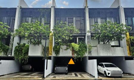 ขายทาวน์เฮาส์ - ทาวน์โฮมหรู Baan Puripuri Courtyard Pattanakarn บ้านภูริปุรี คอร์ทยาร์ด พัฒนาการ เขตสวนหลวง กรุงเทพ