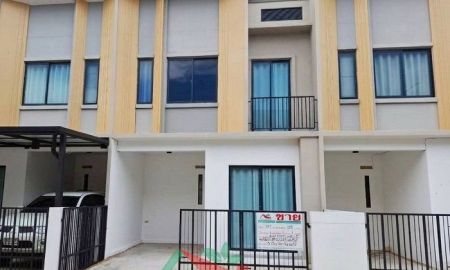 ขายทาวน์เฮาส์ - ขายทาวน์โฮม2ชั้น 18.2ตรว. ม.เอสเกต ทาวน์ กรุงเทพฯ-ปทุมธานี บ้านใหม่สภาพดี ต่อรองได้
