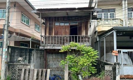 ขายที่ดิน - ที่ดินศรีราชา พร้อมสิ่งปลูกสร้าง เขตชุมชน ใจกลางเมือง FP-L02102