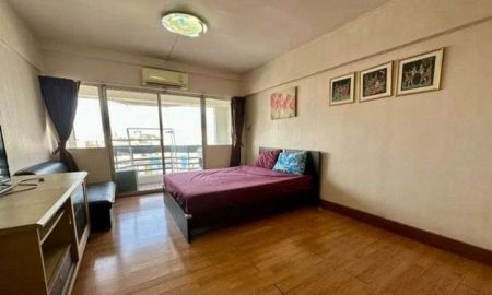 ขายคอนโด - ขายศรีราชา เพลส คอนโด ราคาถูก ทำเลดี ใจกลางเมือง ใกล้ห้างโรบินสัน FP-C02101