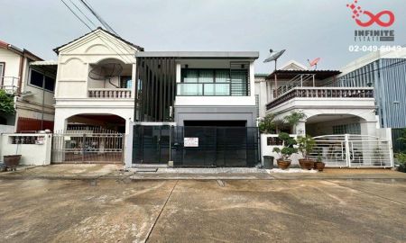 ขายทาวน์เฮาส์ - ขายทาวน์เฮาส์ 2 ชั้น หมู่บ้านศีขริน รามคำแหง 24 ใกล้ ม.เอแบค ม.รามคำแหงหัวหมาก 27 ตร.ว. รีโนเวทใหม่
