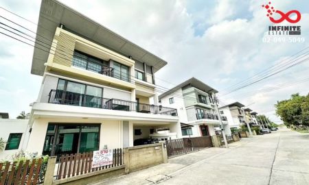 ขายบ้าน - ขายบ้านเดี่ยว 3 ชั้น โกลเด้น เพรสทีจ วัชรพล-สุขาภิบาล 5 ใกล้ทางด่วนฉลองรัช