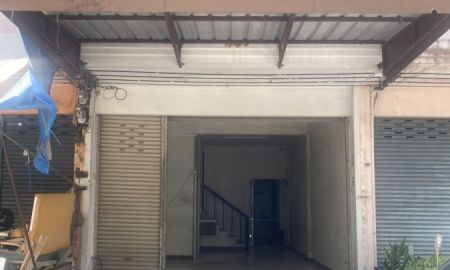 ขายอาคารพาณิชย์ / สำนักงาน - ขายอาคารพาณิชย์ 2 ชั้น ซอยนวมินทร์ 111 พร้อมเข้าอยู่