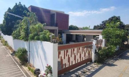 ขาย-ให้เช่าบ้าน - ขาย / ให้เช่า บ้านเดี่ยว Luxury Pool Villa โซนราชพฤกษ์ ทำเล Prime Location ตรงข้าม Central Westville