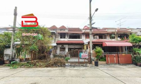 ขายทาวน์เฮาส์ - ทาวน์เฮาส์ หมู่บ้านกรีนปาร์ควิลล์ เนื้อที่ 22.3 ตรว. (ซอยสรณคมน์ 9) ใกล้วัดดอนเมือง แขวงสีกัน เขตดอนเมือง