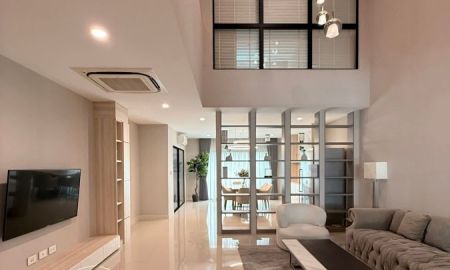 ให้เช่าบ้าน - ให้เช่า ทาวน์โฮม 3 ชั้น โครงการ เนอวานา ดีไฟน์ กรุงเทพกรีฑา หรูหรา บิวท์อินทั้งหลัง ราคา 80,000 บาท/เดือน