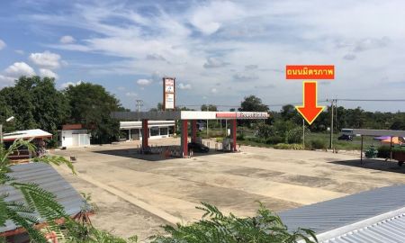 ขายที่ดิน - ขายที่ดินพร้อมสิ่งปลูกสร้าง 26ไร่ ใกล้แยกสีดา บัวลาย โคราช ขนาดที่ดิน 10ไร่ ปั้มเก่า+ 16ไร่ หน้ากว้าง 110เมตร ลึก 400เมตร ใช้ทำปั้มประมาณ 4ไร่