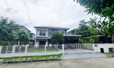 ขายบ้าน - ขายบ้าน เดอะเซนโทร วัชรพล ขนาด 76.5 ตรว. หน้าบ้านกว้างมาก ใกล้ทางด่วนและรถไฟฟ้า พร้อมอยู่