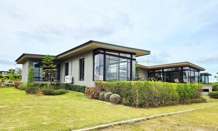 ขายบ้าน - ขายพูลวิลล่าเขาใหญ่ วิวพาโนรามา! บ้าน 2 หลังพร้อมสระส่วนตัว เหมาะทำ Airbnb ลงทุนคุ้ม เฟอร์ครบ เลี้ยงสัตว์ได้ 14.9 ลบ.