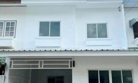 ขายทาวน์เฮาส์ - ขายทาวน์เฮ้าส์ 2 ชั้น หมู่บ้านนริศรา รังสิต-คลอง 11 บ้านรีโนเวท ขนาด 17.6 ตารางวา 3 ห้องนอน ต.บึงน้ำรักษ์ อ.ธัญบุรี จ.ปทุมธานี