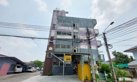 ขายอพาร์ทเม้นท์ / โรงแรม - ขายอพาร์ทเม้นท์ 4 ชั้น + บ้าน 2 หลัง ทำเลดี ซอยชูชาติอนุสรณ์ ปากเกร็ด นนทบุรี ใกล้แจ้งวัฒนะ รายได้มั่นคง เหมาะลงทุน