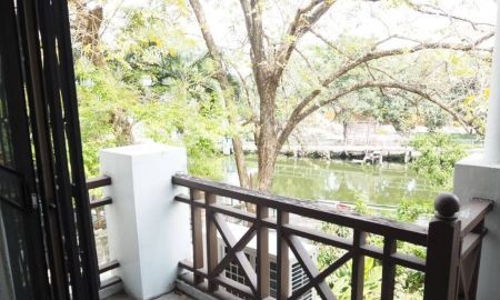 ขายบ้าน - คุ้มสุด ขายบ้านริมน้ำ สุขุมวิท77 ที่ดิน28ตร.ว อ่อนนุช21 บ้านสวยร่มรื่นใจกลางเมือง ใกล้Makroอ่อนนุช 700ม. รถไฟฟ้าBTS เข้าออกได้ทั้งศรีนครินทร์ พัฒนาการ