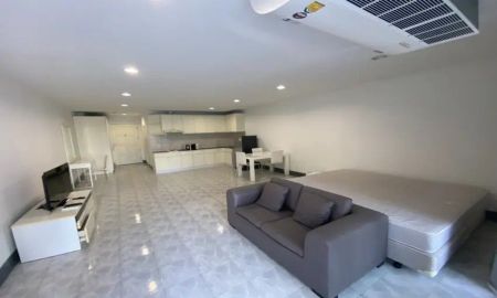 ขายคอนโด - ขาย คอนโดบางนา คอมเพล็กซ์ ห้อง studio ขนาด 59.35 ตร.ม. เขตบางนา