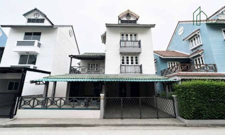 ขายบ้าน - บ้านเดี่ยว 3 ชั้น หมู่บ้านร่มไม้ พระยาสุเรนทร์ 32 บางชัน