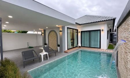 ขายบ้าน - ขายพูลวิลล่าชั้นเดียว รีโนเวทใหม่ 3 ห้องนอน หมู่บ้านพัทยารุ่งเรือง
