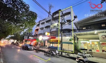 ขายอาคารพาณิชย์ / สำนักงาน - ขายอาคารพาณิชย์ 4 ชั้น 16 ตรว. ตรงข้ามมหาวิทยาลัยรังสิต ม.เมืองเอก ปทุมธานี น่าลงทุน