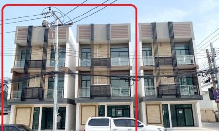 ให้เช่าอาคารพาณิชย์ / สำนักงาน - พัฒนาการ78-94 อ่อนนุช 66-74 10นอน 10น้ำ แอร์8ตัว อ.พาณิชย์ 2หลัง MRTศรีนุช 2กม. หน้ากว้าง 12 เมตร รอบ3ปีมี1ครั้ง ใหม่ !สขุมวิท77