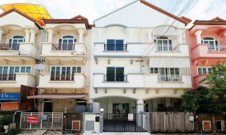 ขายทาวน์เฮาส์ - ขายทาวน์เฮ้าส์ 3.5 ชั้น ม.สรานนท์ 18 ตร.ว. 4นอน 3น้ำ [ติวานนท์-ปากเกร็ด]