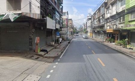 ขายที่ดิน - ขายที่ดินพร้อมสิ่งปลูกสร้าง สุขุมวิท 71 ใกล้ Big C เอกมัย