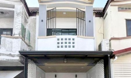 ขายทาวน์เฮาส์ - ทาวน์เฮาส์ 2 ชั้น ม.เลิศอุบล พระยาสุเรนทร์ 44 ฟรีโอน