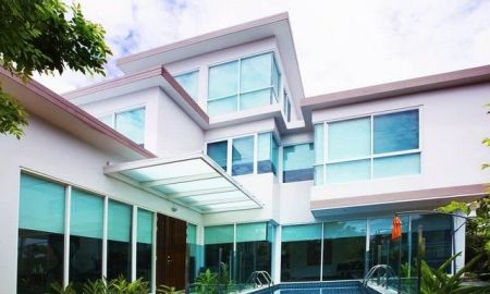 ให้เช่าบ้าน - ให้เช่าบ้านเดี่ยว มีสระว่ายน้ำ โชคชัย 4 ลาเพร้าว ใกล้โรงเรียน นานาชาติฝรั่งเศส