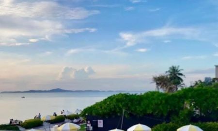ขายที่ดิน - ขายที่ดินทะเล เดินลงหาดได้เลย พื้นที่ 8ไร่ 3 งาน 25 ตรว. นาจอมเทียน