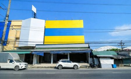 ให้เช่าอาคารพาณิชย์ / สำนักงาน - ให้เช่าอาคารพาณิชย์ 4 ชั้น 4นอน ม.หัวเฉียว 880ม. 3คูหา Lake Wood 3น้ำ 40ตร.ว.380 ตร.ม. สมุทรปราการ2001 ใกล้ตลาดทิพย์เกสร 400 ม.