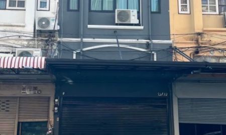 ให้เช่าอาคารพาณิชย์ / สำนักงาน - อาคารพาณิชย์ ตึกแถวให้เช่า 3 ชั้นครึ่ง หมู่บ้านกัญญาเฮ้าส์ ซอยด่านสำโรง62