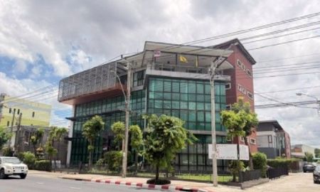 ให้เช่าอาคารพาณิชย์ / สำนักงาน - ให้เช่าอาคารสำนักงาน 4 ชั้น พร้อมที่พักชั้นบน / ทำเลซอยคู้บอน / ริมถนนคู้บอน / จอดรถ 12 คัน / แอร์ 23 เครื่อง / เหมาะหลากหลายธุรกิจ