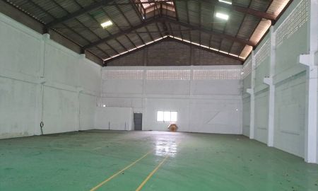 ให้เช่าโรงงาน / โกดัง - ให้เช่าโกดัง / โรงงาน 495 ตร.ม. ผังสีม่วง 100% ติดถนนเศรษฐกิจ 1 ต.ท่าไม้ อ.กระทุ่มแบน จ.สมุทรสาคร ค่าเช่าเพียง 35,000 บาท/เดือน