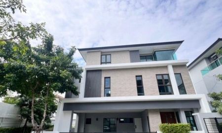 ให้เช่าบ้าน - ให้เช่าบ้าน 3ชั้นใกล้โรงเรียนบดินทรเดชา สิงห์ สิงหเสนี , เดอะซีน Town In Townเลียบด่วนรามอินทรา-อาจณรงค์ เดอะ ซิตี้ เอกมัย - ลาดพร้าวหลังมุม