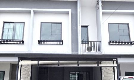 ขายทาวน์เฮาส์ - ทาวน์โฮม บริทาเนีย หทัยราษฎร์ บ้านสวย ต่อเติมครบ