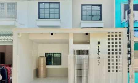 ขายทาวน์เฮาส์ - หมู่บ้านนริศรา บึงน้ำรักษ์ รังสิต-นครนายก ทาวน์เฮ้าส์รีโนเวทใหม่ สวยราคาถูก