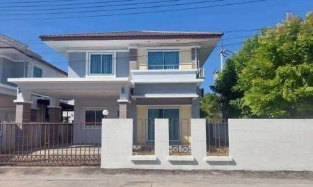 ให้เช่าบ้าน - ให้เช่าบ้านเดี่ยว 2 ชั้น พร้อมเฟอร์นิเจอร์ครบหมู่บ้านศรีเทพไทยพาร์ควิลล์ สิริโสธร