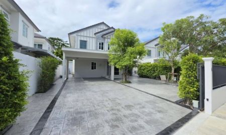 ให้เช่าบ้าน - ปล่อยเช่าบ้านเดี่ยวแปลงใหญ่ 81 ตร.ว. โครงการ Villaggio 3 บางนา จอดรถได้ถึง 4 คัน มีห้องอเนกประสงค์เพิ่ม