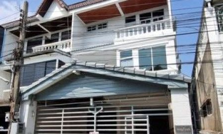 ขายบ้าน - For Sale ขายบ้านรัชดา 19 ลาดพร้าว 18 หมู่บ้านอยู่เจริญพัฒนา 3 ชั้น 7 ห้องนอน 33 ตารางวา